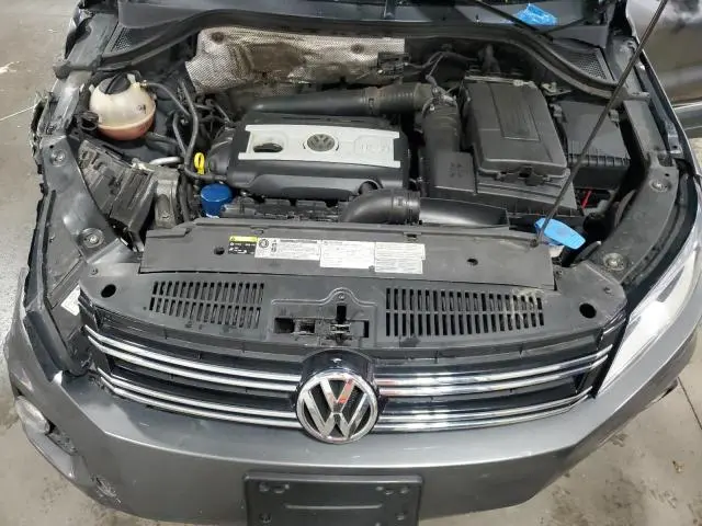 2015 VOLKSWAGEN TIGUAN S  