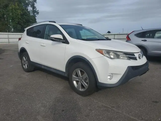 2015 TOYOTA RAV4 XLE