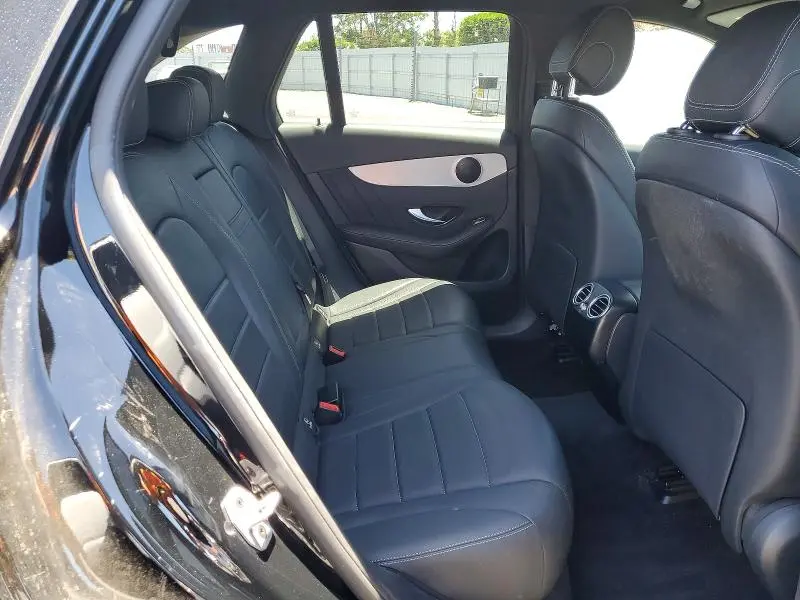 2022 MERCEDES-BENZ GLC 300 4MATIC  