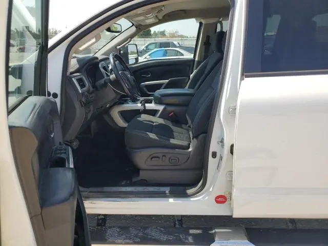2019 NISSAN TITAN XD SL  