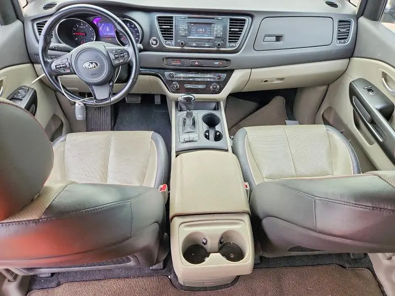 2016 KIA SEDONA LX  