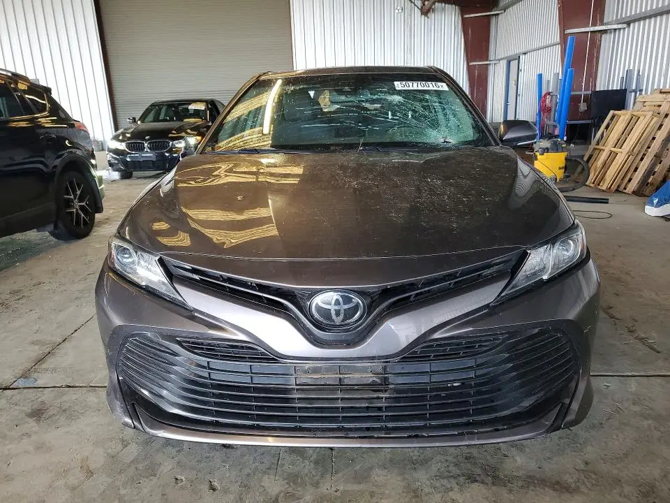 2018 TOYOTA CAMRY LE  