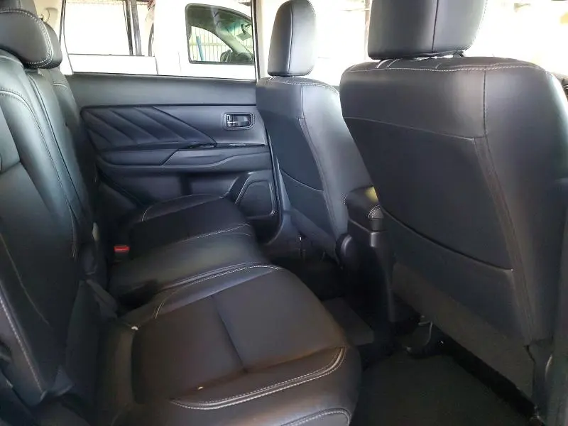 2018 MITSUBISHI OUTLANDER SE  