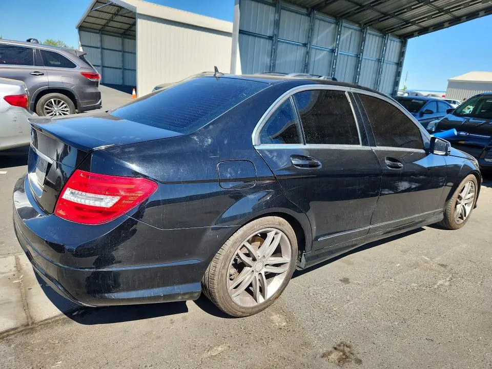 2014 MERCEDES-BENZ C 250  