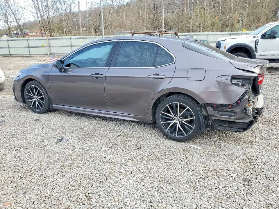 2023 TOYOTA CAMRY SE  