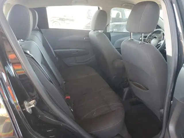 2016 CHEVROLET SONIC LT  