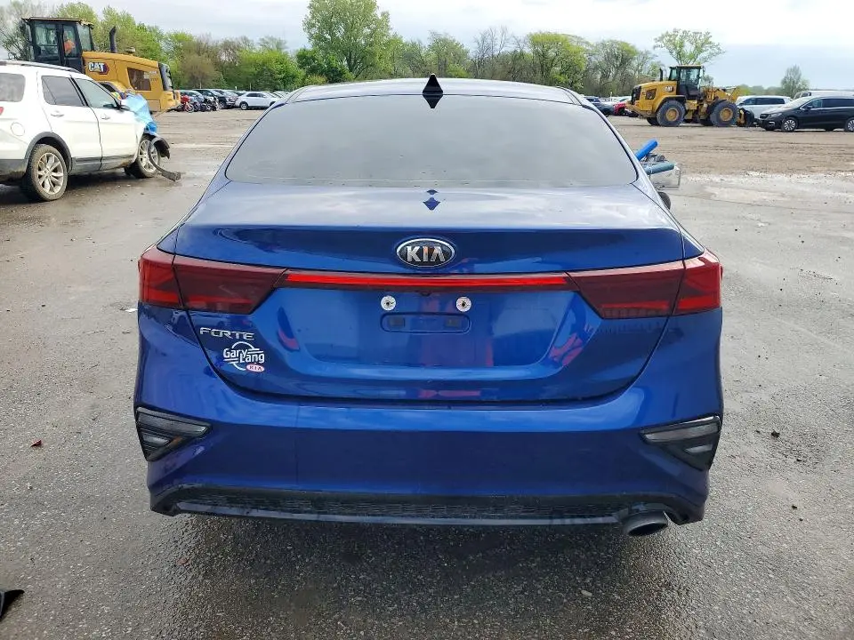 2019 KIA FORTE LXS  