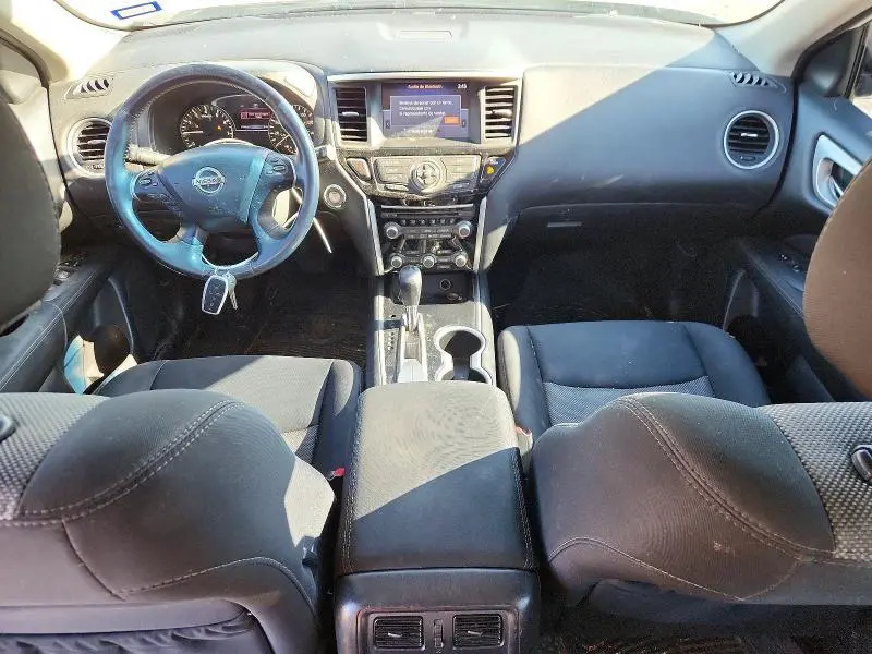 2017 NISSAN PATHFINDER SV  