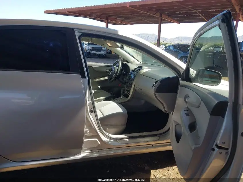 2012 TOYOTA COROLLA LE