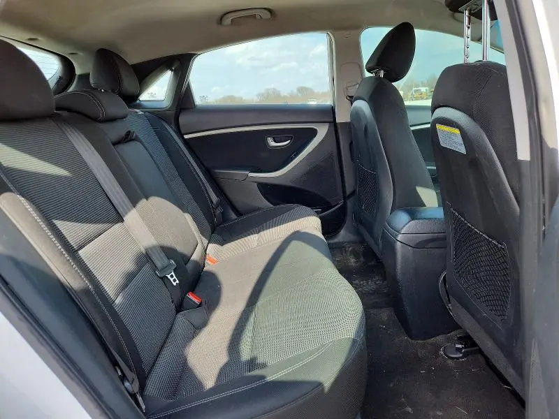 2017 HYUNDAI ELANTRA GT BASE  