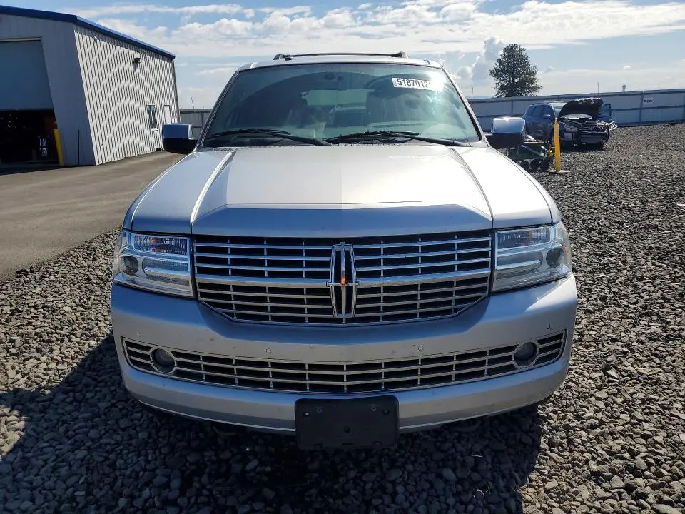 2011 LINCOLN NAVIGATOR L  