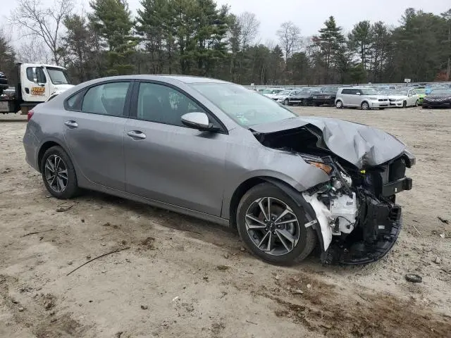 2024 KIA FORTE LX  