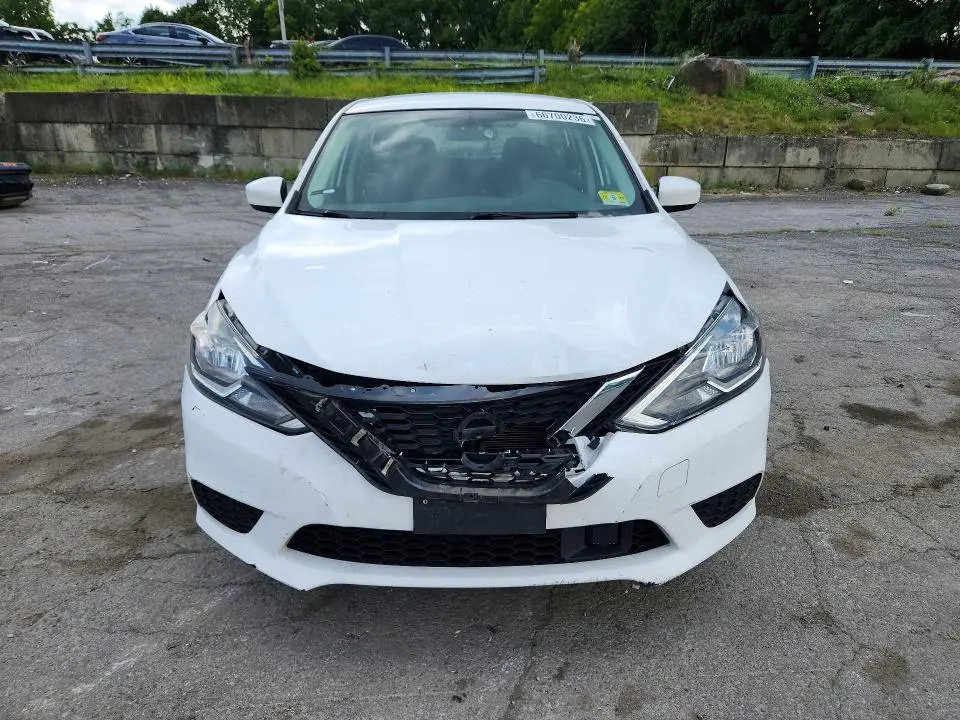 2019 NISSAN SENTRA SV  