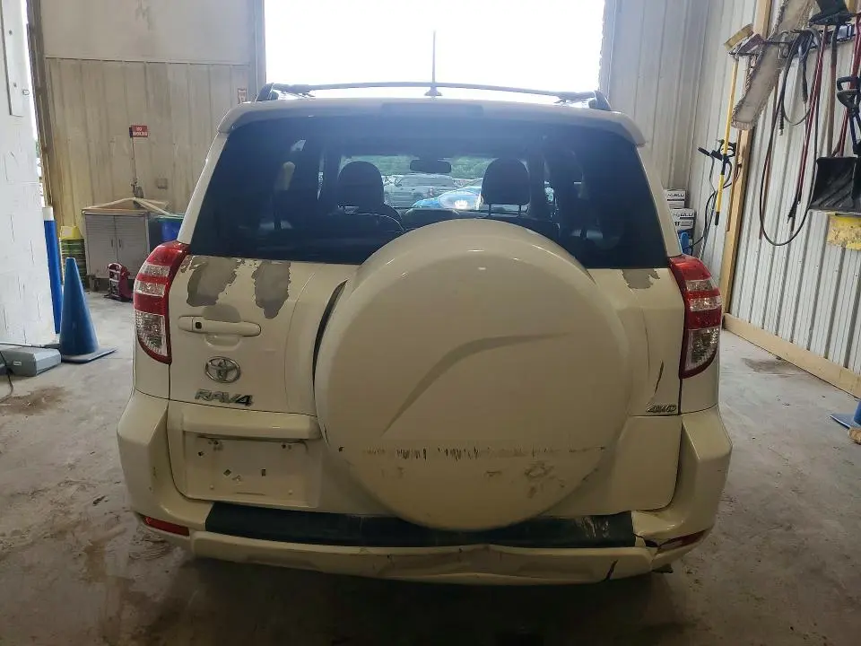 2011 TOYOTA RAV4 LIMITED  