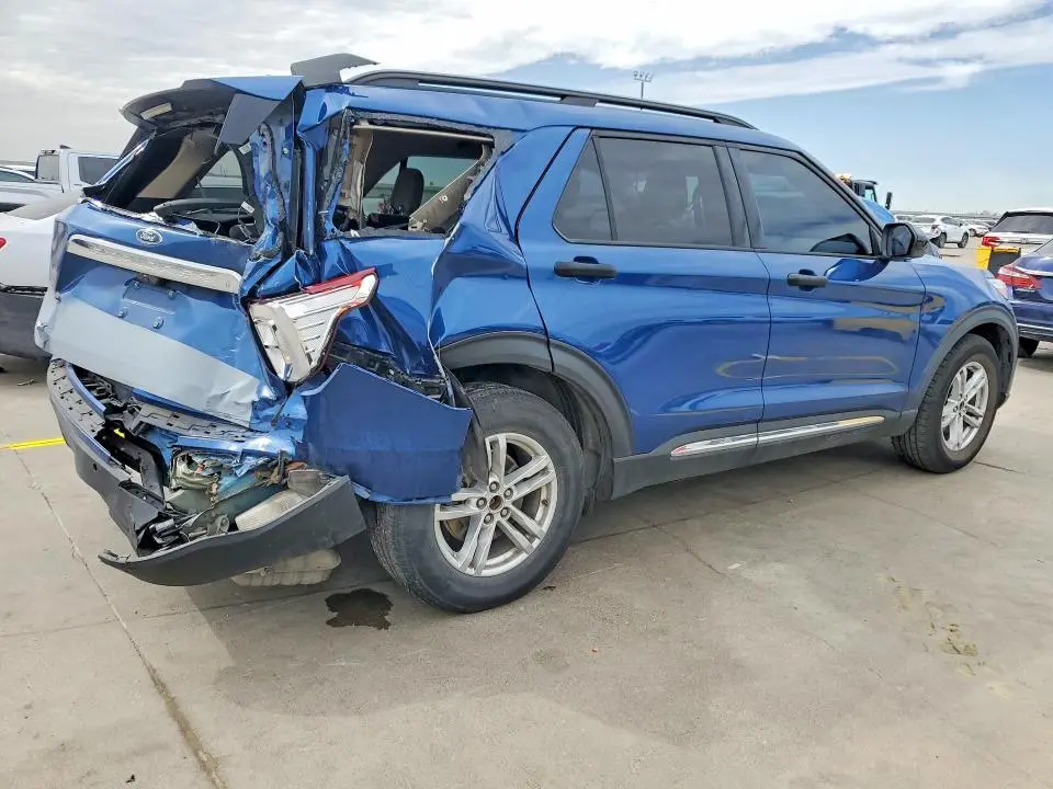 2021 FORD EXPLORER XLT  