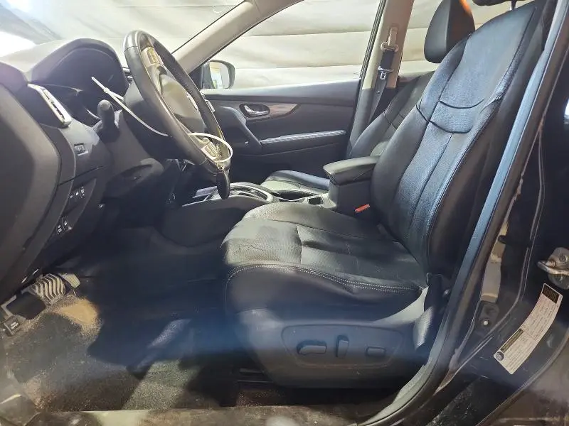 2016 NISSAN ROGUE SL  