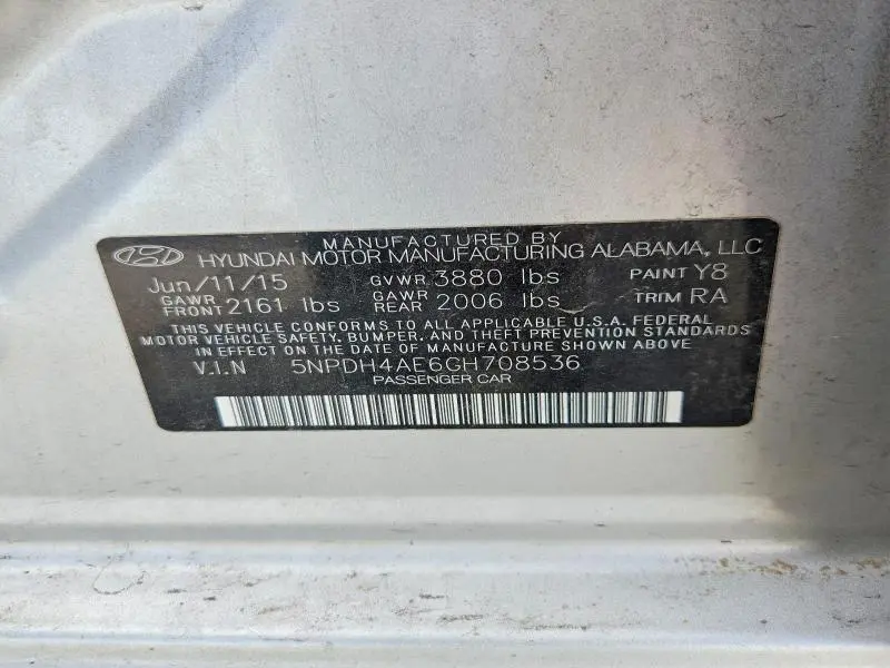 2016 HYUNDAI ELANTRA SE  