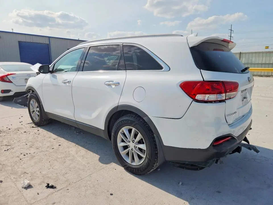 2018 KIA SORENTO LX  