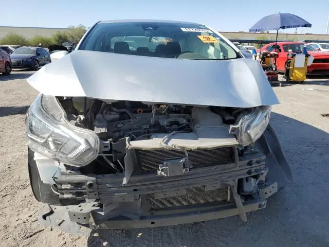 2023 NISSAN VERSA SV  
