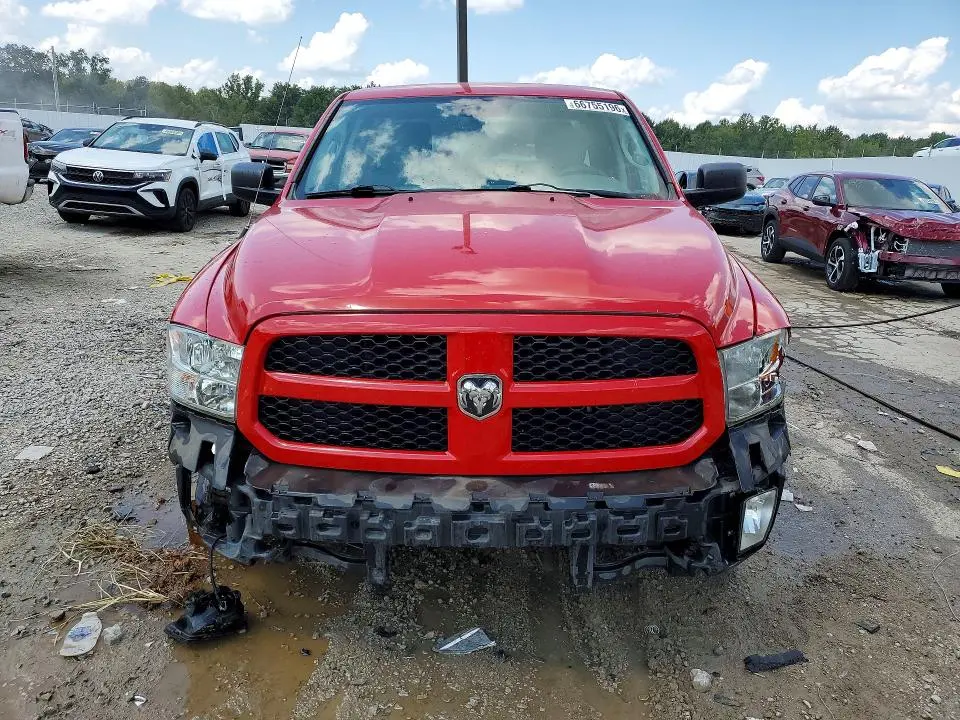 2015 RAM 1500 ST  