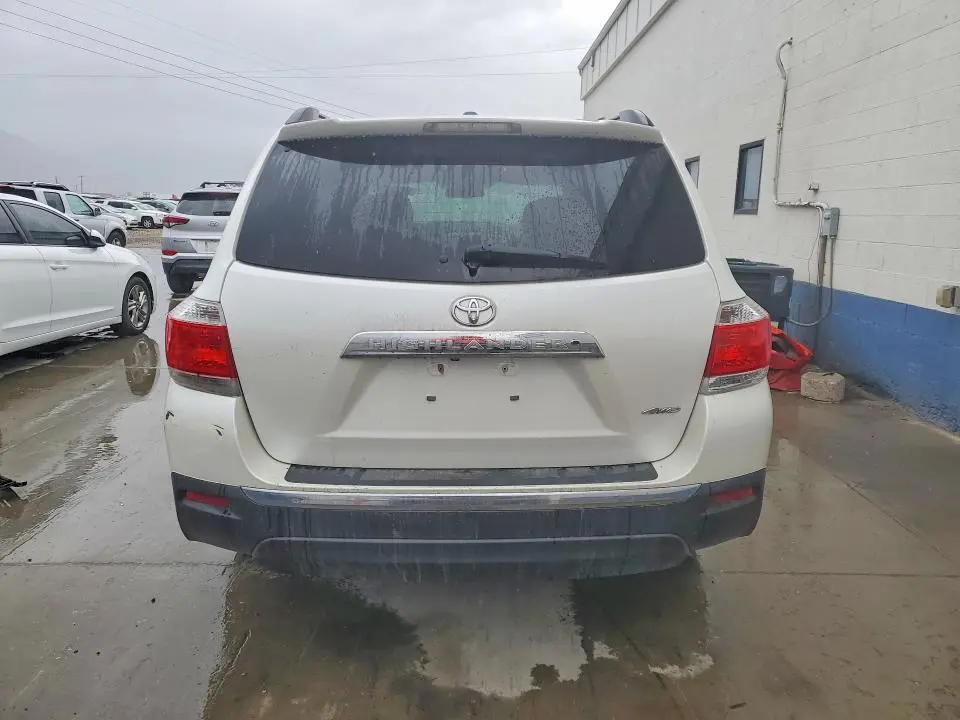 2012 TOYOTA HIGHLANDER   