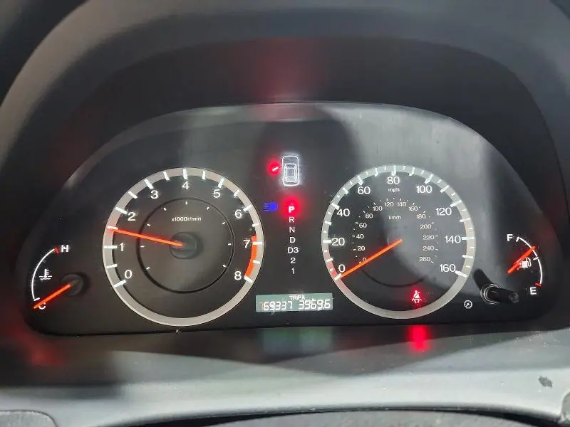 2011 HONDA ACCORD LX  