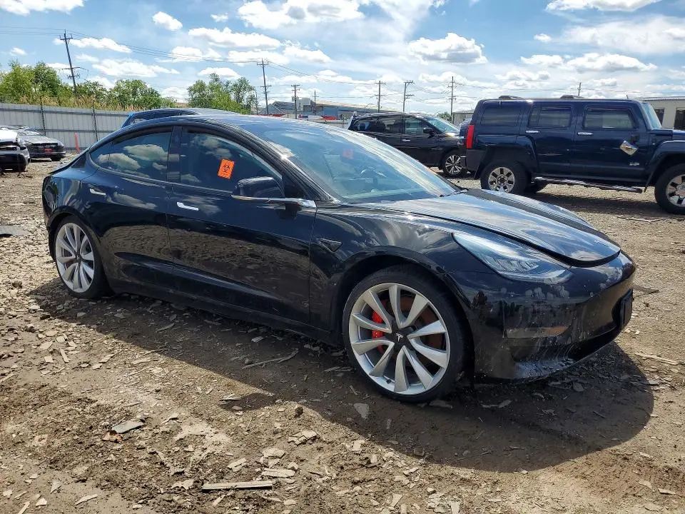 2018 TESLA MODEL 3   