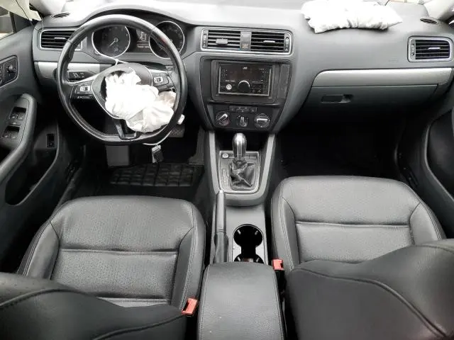 2017 VOLKSWAGEN JETTA SE