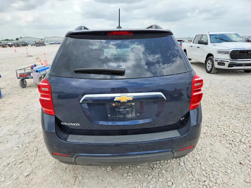 2017 CHEVROLET EQUINOX LT  