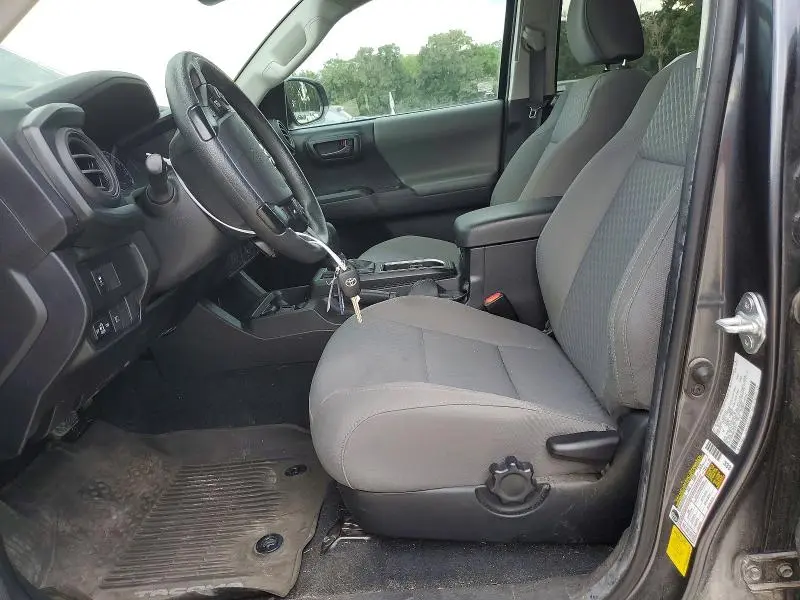 2022 TOYOTA TACOMA SR V6  