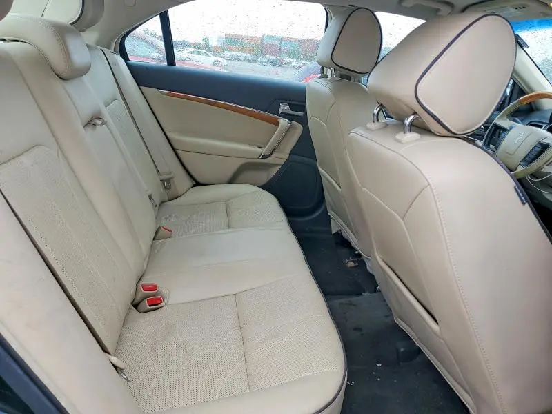 2011 LINCOLN MKZ   