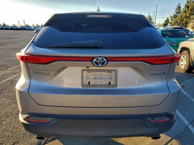 2021 TOYOTA VENZA LE  