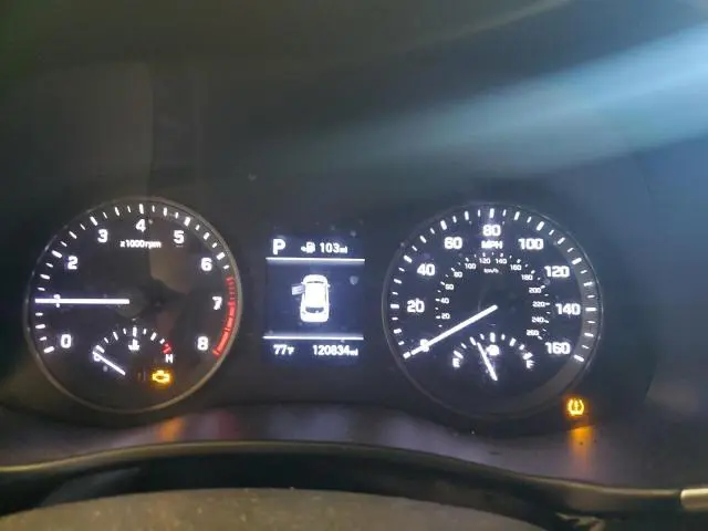 2019 HYUNDAI TUCSON SE  