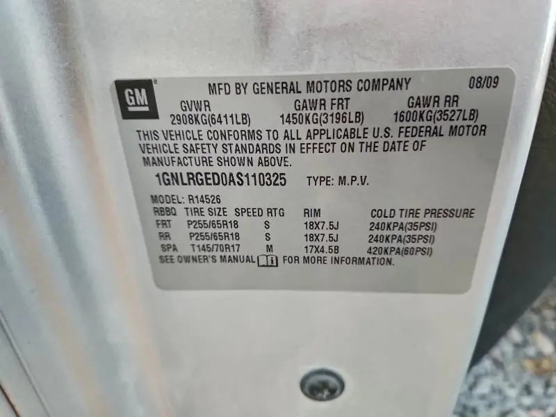 2010 CHEVROLET TRAVERSE LT  