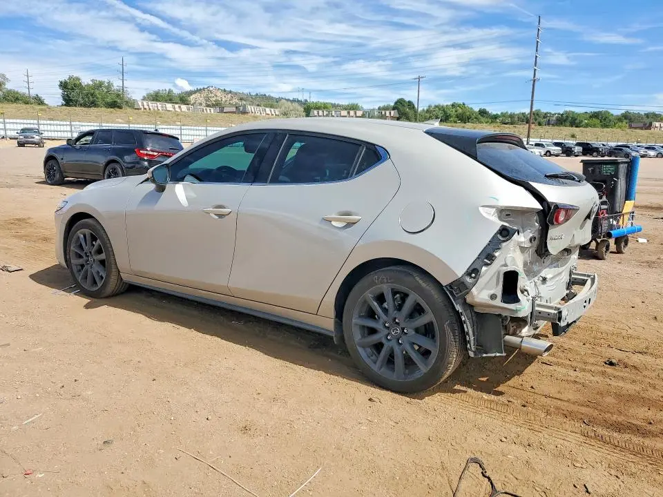 2026 MAZDA 3 PREMIUM  