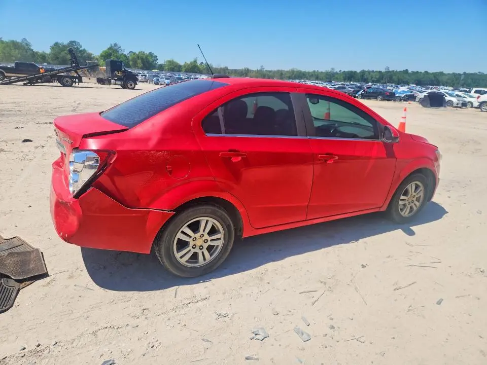 2016 CHEVROLET SONIC LT  