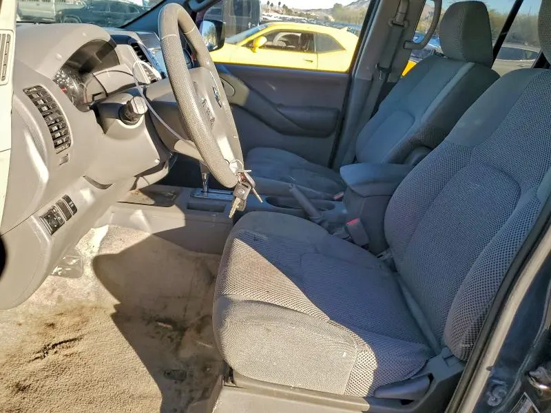 2014 NISSAN FRONTIER S  