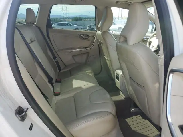2015 VOLVO XC60 T5 PREMIER  