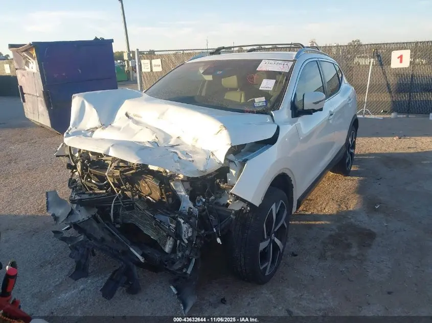 2022 NISSAN ROGUE SPORT SL FWD XTRONIC CVT