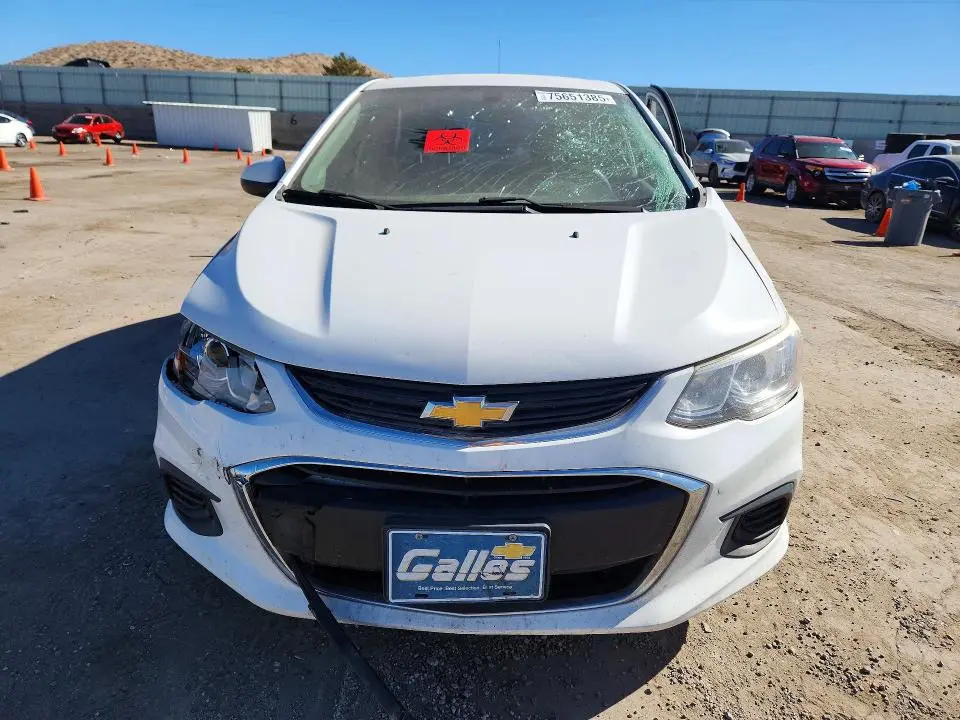 2018 CHEVROLET SONIC LT  