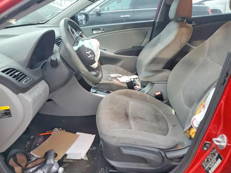2012 HYUNDAI ACCENT GLS  
