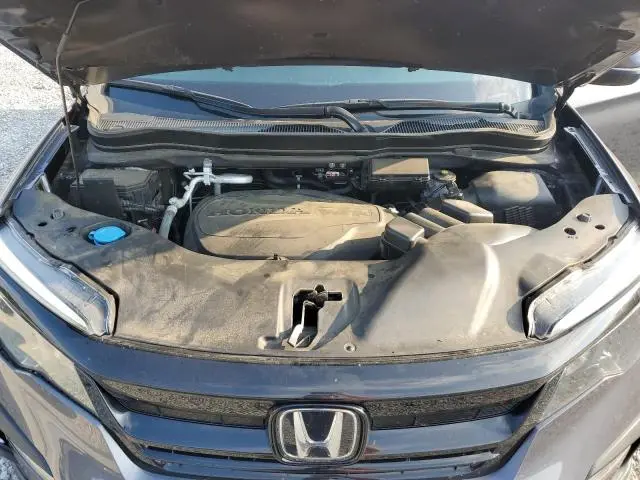 2021 HONDA PILOT SE  