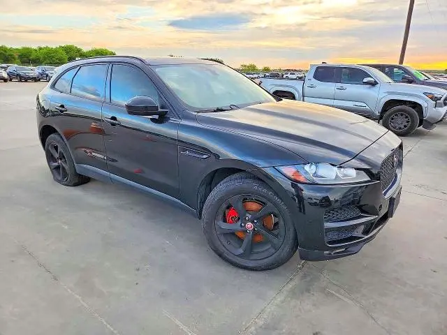 2018 JAGUAR F-PACE PREMIUM  