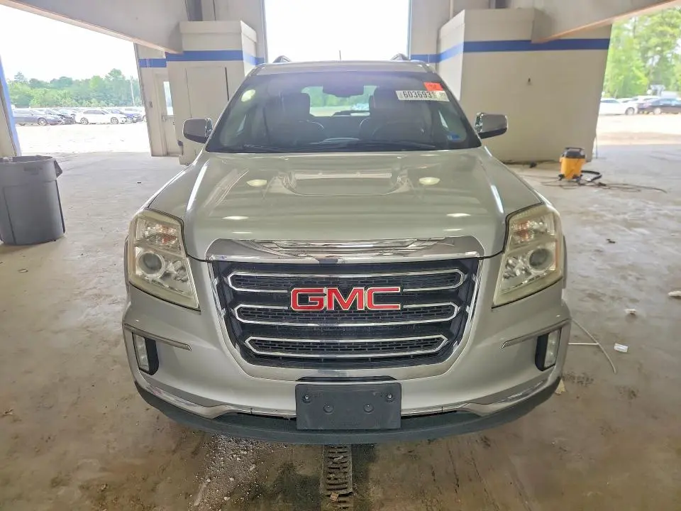 2017 GMC TERRAIN SLT  