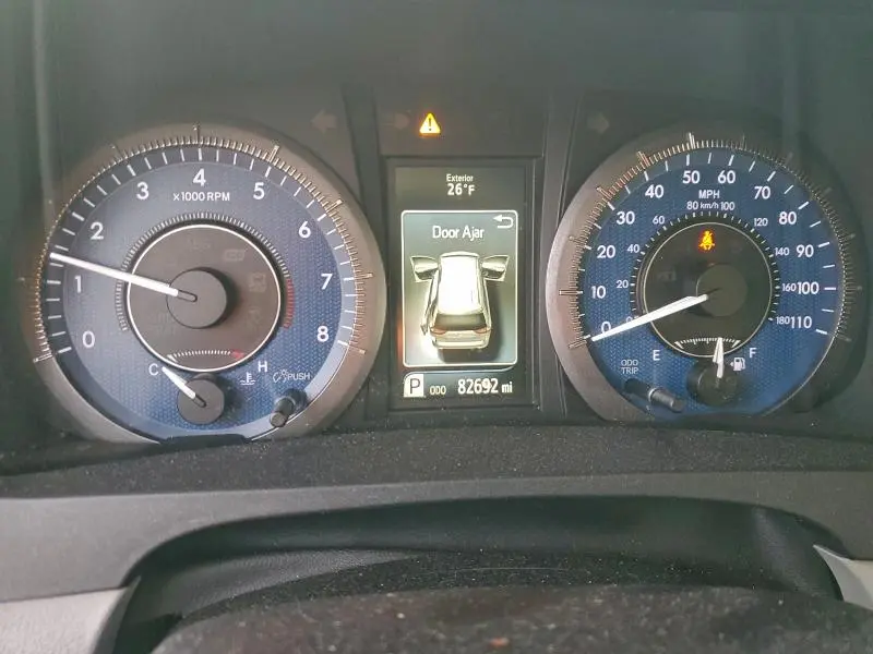 2017 TOYOTA SIENNA XLE  