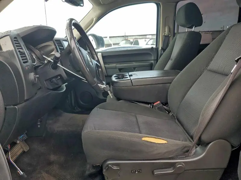 2011 CHEVROLET SILVERADO K1500 LT  