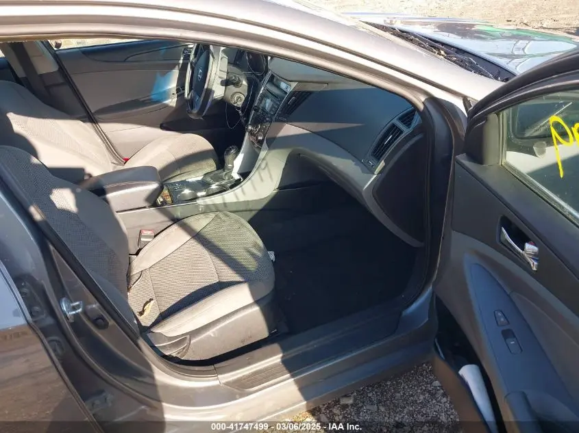 2013 HYUNDAI SONATA GLS