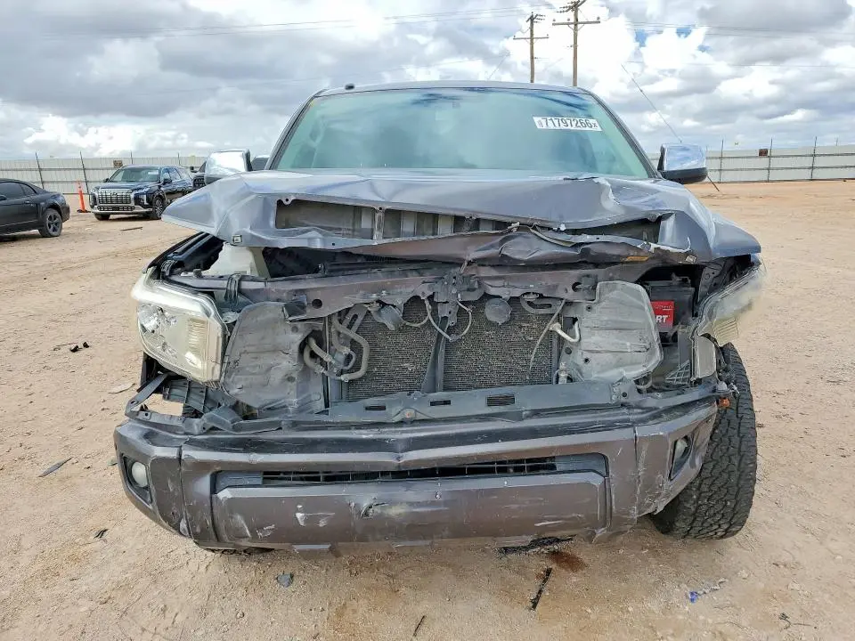 2017 TOYOTA TUNDRA PLATINUM  