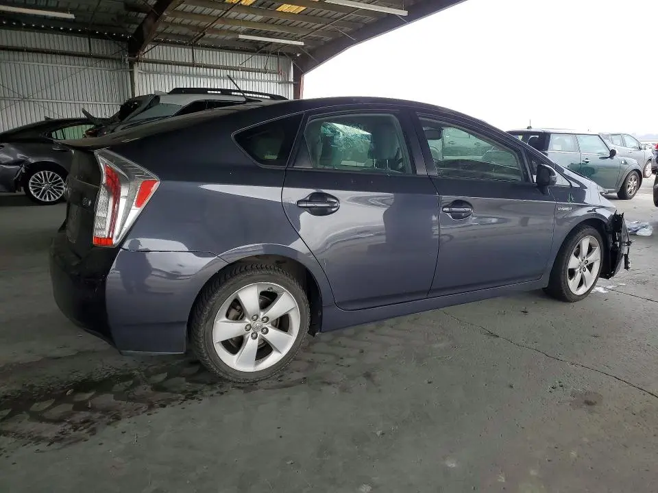 2014 TOYOTA PRIUS FIVE  