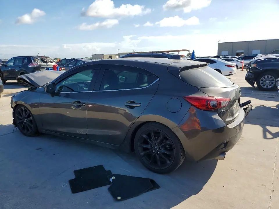 2015 MAZDA 3 TOURING  